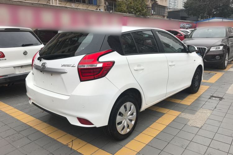 Used Toyota YARiS L 2016 Revised 1.5E CVT Charming Edition