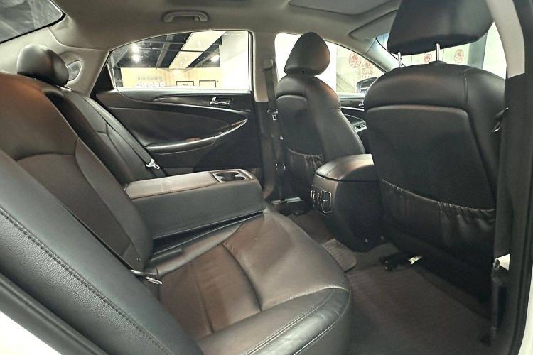 Used Hyundai Sonata 2013 2.0L Automatic Luxury Edition
