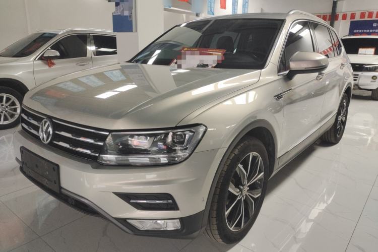 Used Volkswagen Tiguan L 2019 Revised 330TSI Automatic Two-Wheel Drive Smart & Luxury Edition China VI Standard