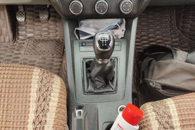 Used Skoda Octavia 2015 1.6L Manual Eado Edition
