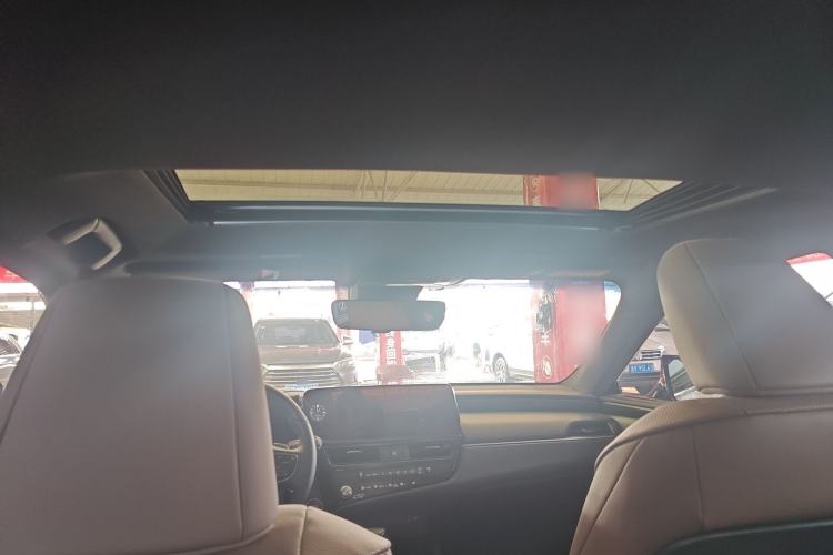 Used Lexus ES 2023 200 Excellence Edition