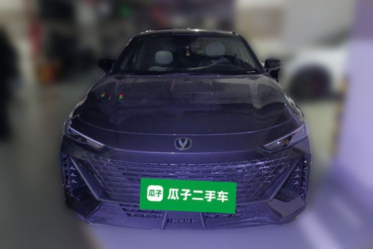 Used Changan UNI-V 2022 1.5T Prestige Version
