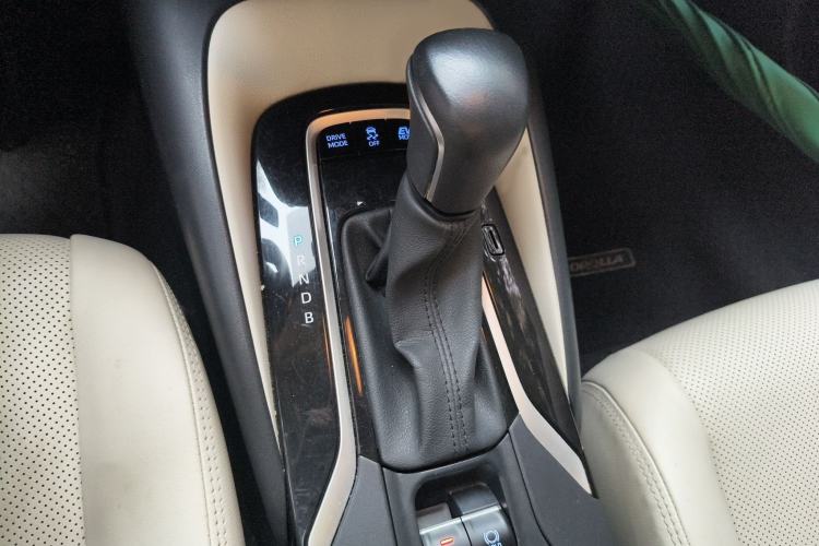 Used Toyota Corolla 2019 Dual-Engine 1.8L E-CVT Flagship Edition
