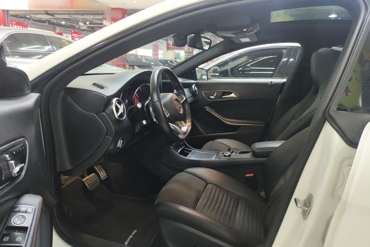 Used Mercedes-Benz CLA 2018 CLA 220 4MATIC
