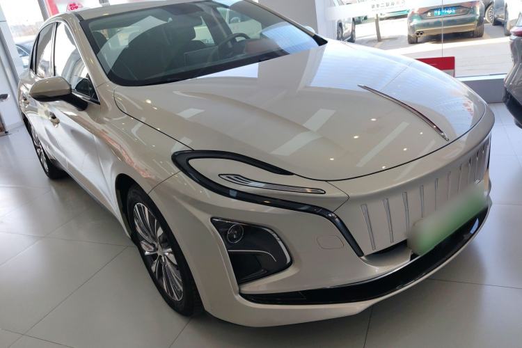 Used Hongqi E-QM5 2022 431 km Charge & Enjoy Edition
