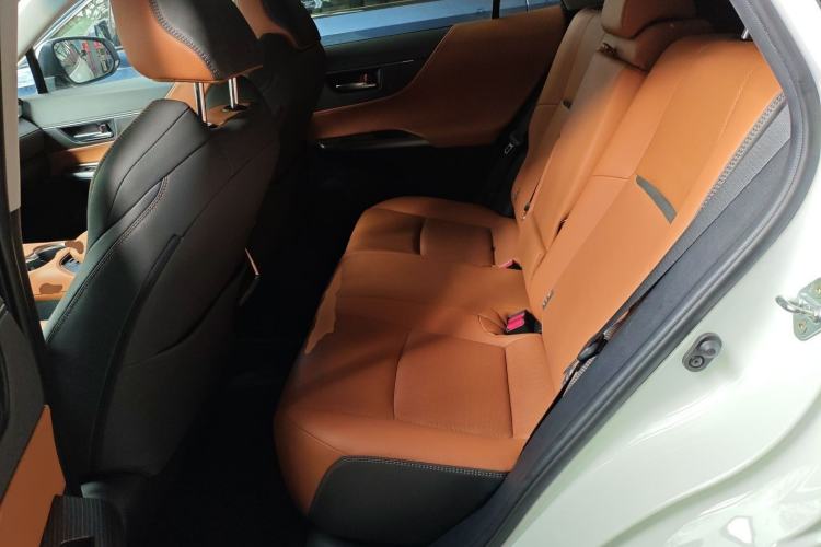 Used Toyota Venza 2023 2.0L CVT Two-Wheel Drive Prestige Version