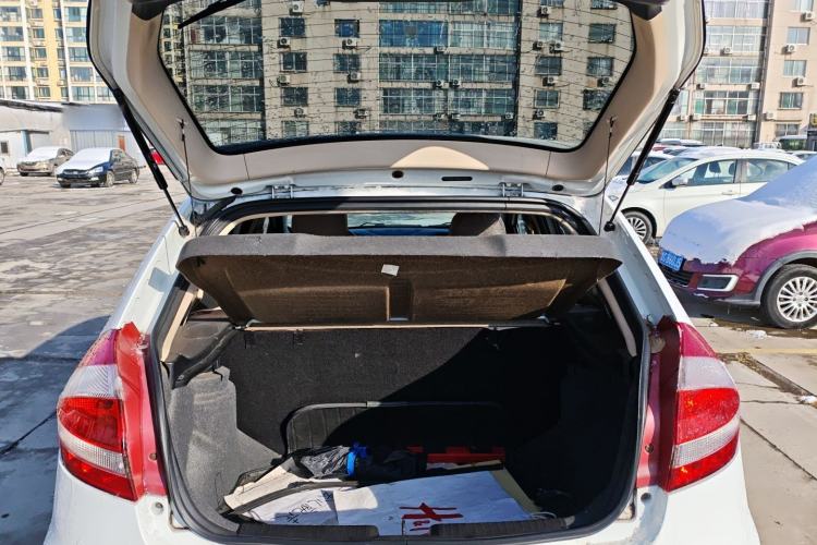 Used Chery Fengyun 2 2013 Hatchback 1.5L Manual Ruiyi Edition