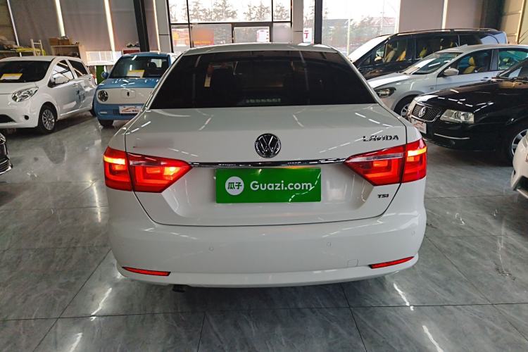 Used Volkswagen Lavida 2013 Restyled Classic 1.6L Automatic Comfort Edition