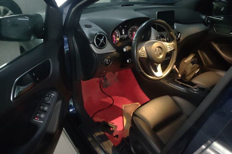 Used Mercedes-Benz B-Class 2017 B 200 Sport Edition