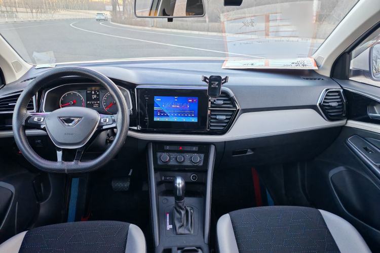 Used Jetta VS5 2023 280TSI Automatic Trend Edition
