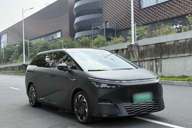 Used XPeng X9 2024 702 Ultra-Long Range Pro
