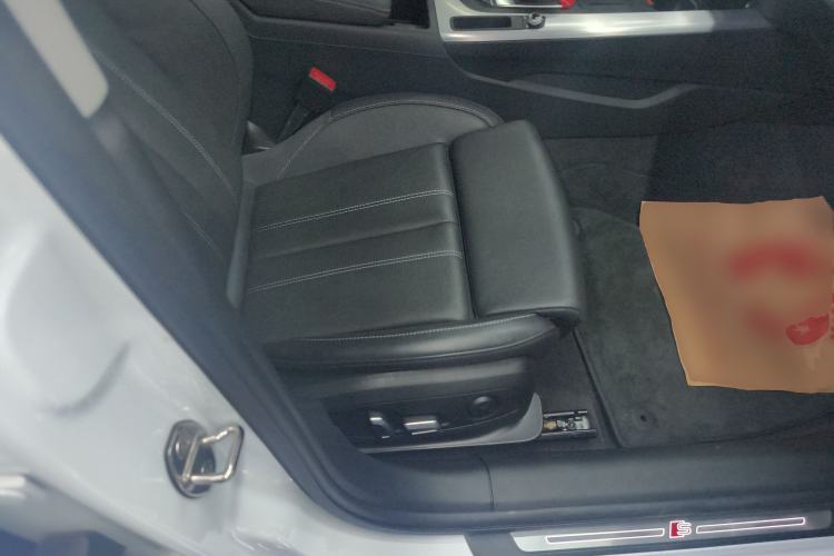 Used Audi A4L 2024 40 TFSI Fashion Dynamic Model
