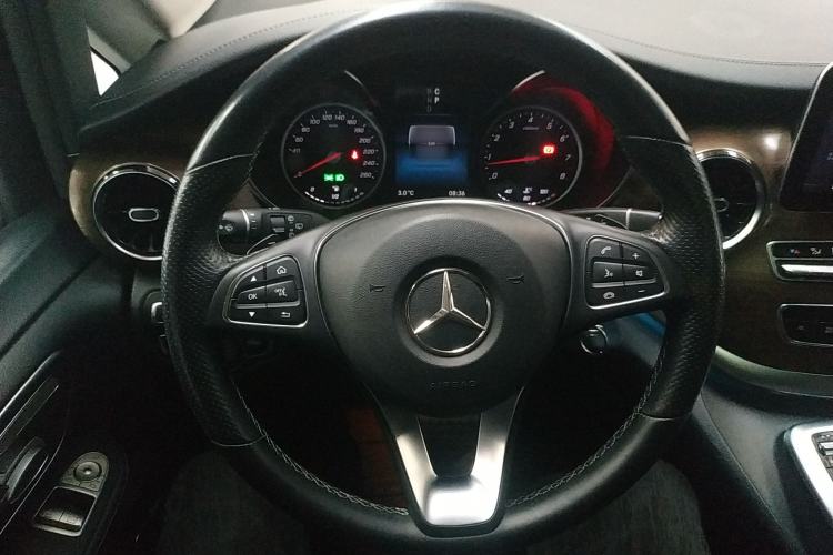 Used Mercedes-Benz V-Class 2021 V 260 L Long-wheelbase Luxury Edition