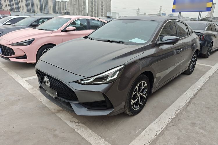 Used MG 5 2022 180 DVVT CVT Youth Luxury Edition
