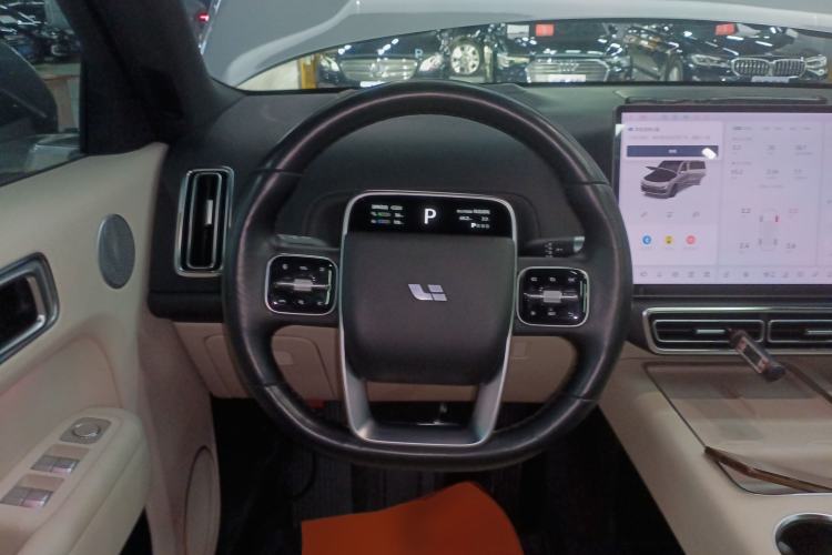 Used Li Auto L8 2023 Pro Model
