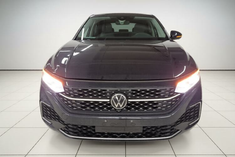 Used Volkswagen Passat 2022 330TSI Starry Luxury Edition
