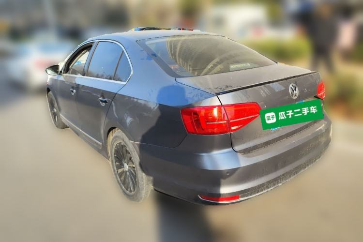 Used Volkswagen Sagitar 2015 1.6L Manual Comfort Model