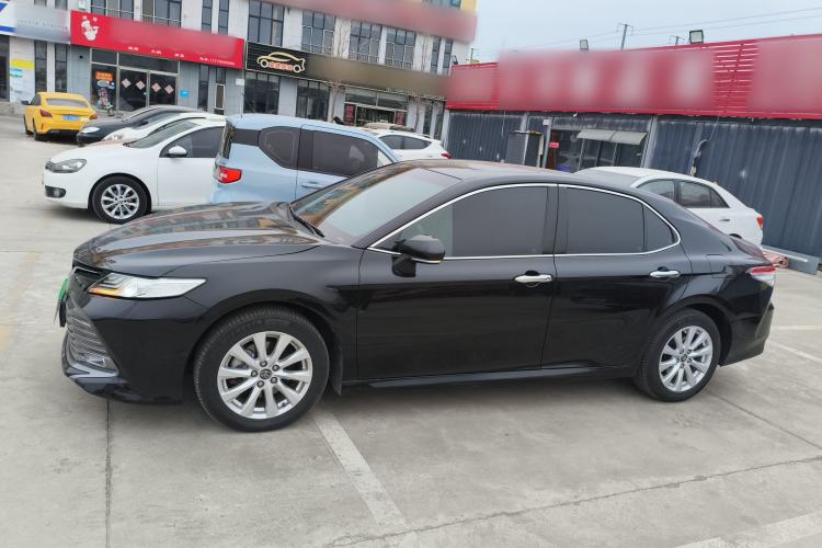 Used Toyota Camry 2019 2.0G Luxury Edition China VI Standard