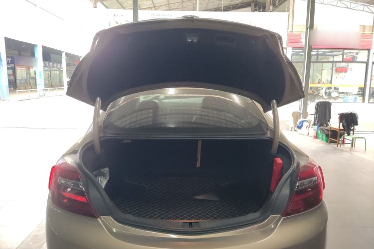 Used Buick Regal 2015 2.0L Leading Fashion Edition
