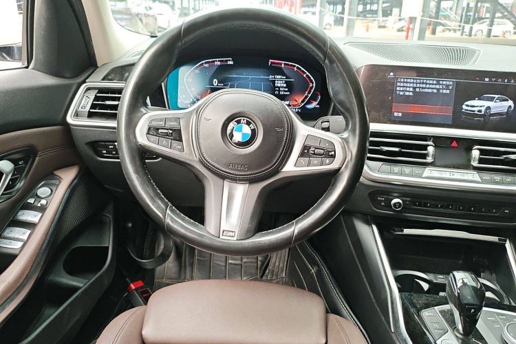 Used BMW 3 Series 2021 Second Facelift 320Li M Sport Package
