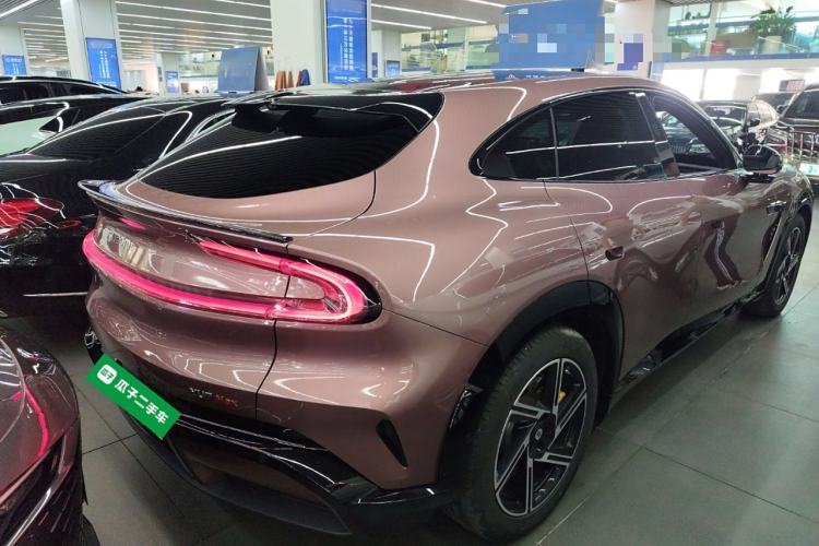 Used  YU7 2025 Ultra-Long Range High-Performance All-Wheel-Drive Max Edition
