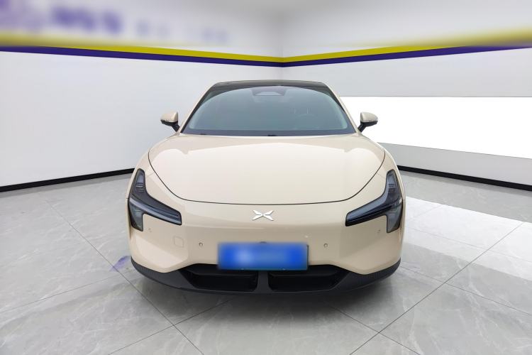 Used XPeng MONA M03 2024 620 with Ultra-Long Range
