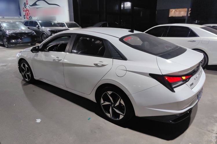 Used Hyundai Elantra 2021 1.5L CVT GLX Elite Edition
