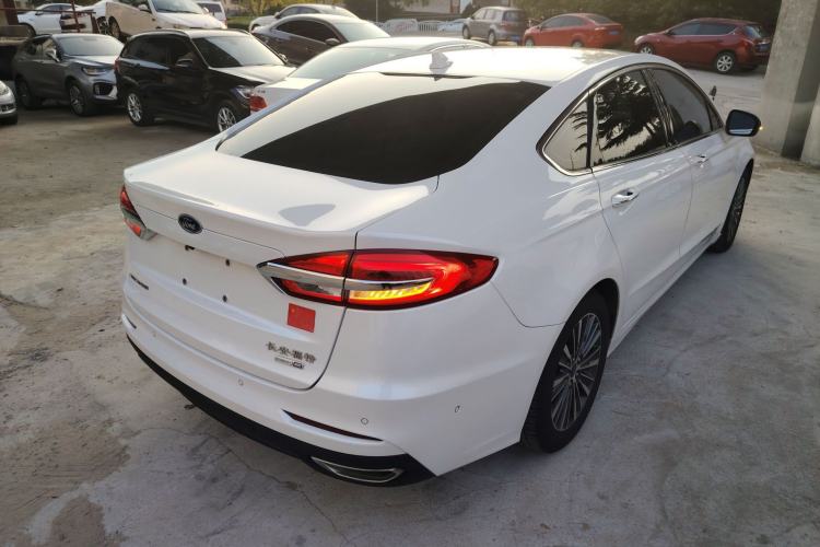 Used Ford Mondeo 2018 EcoBoost 200 Smart Control Luxury Model China VI Standard
