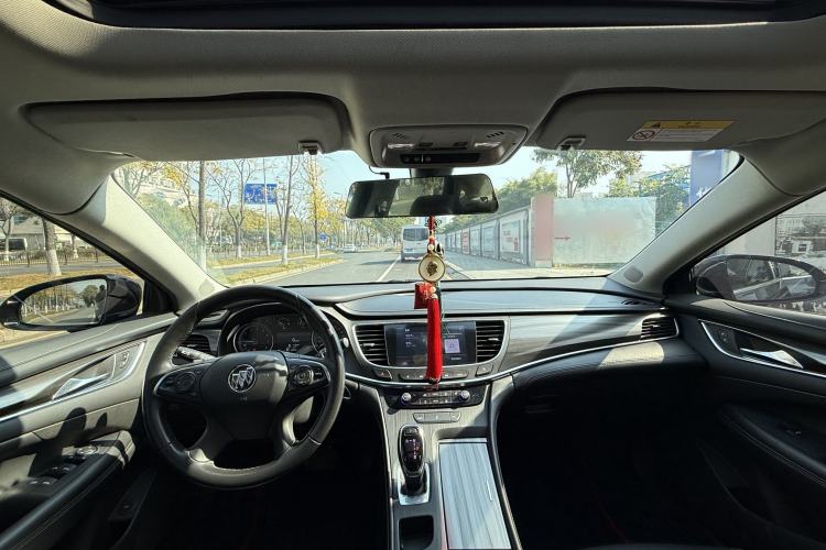 Used Buick LaCrosse 2022 652T Luxury Version
