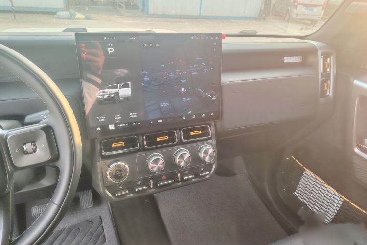 Used  V23 2025 501 Four-Wheel Drive Intelligent Driving Version
