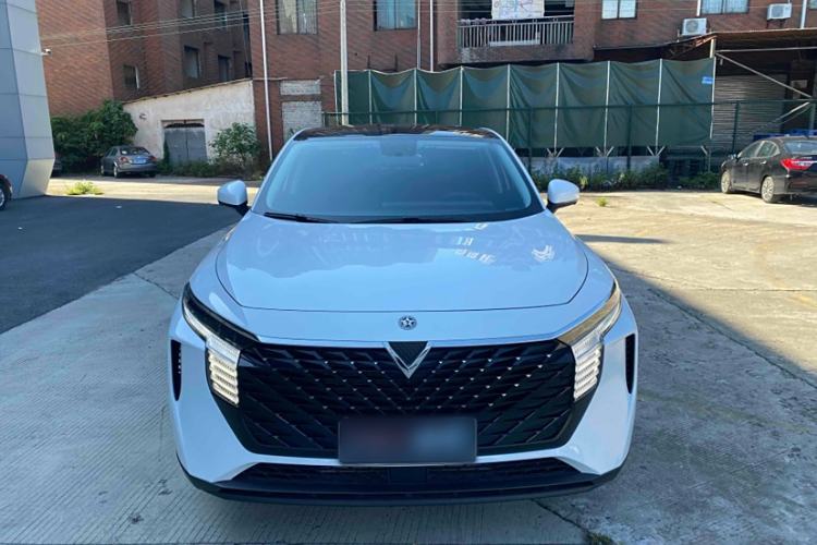 Used Venucia V 2023 260T Idol Edition Pro
