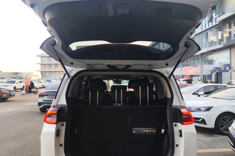 Used GAC Trumpchi M6 2023 PRO 270T DCT Luxury Edition
