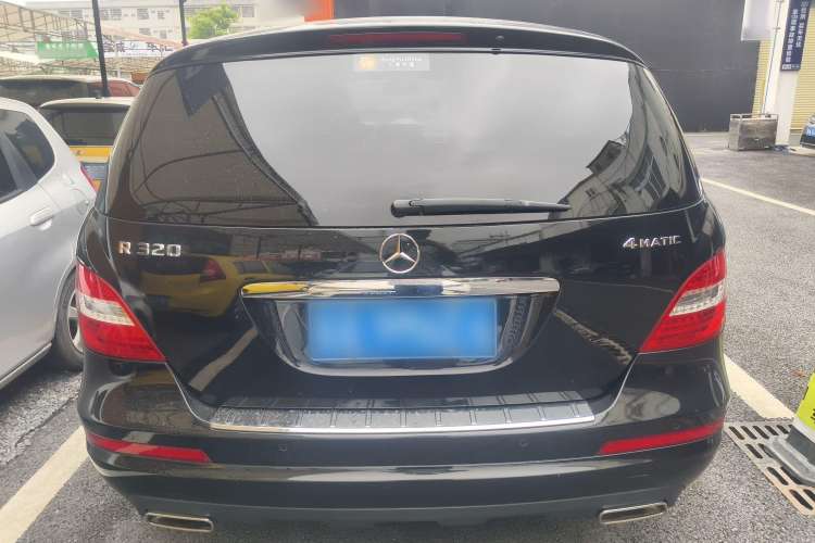 Used Mercedes-Benz R-Class 2017 R 320 4MATIC Business Edition Prestige Model