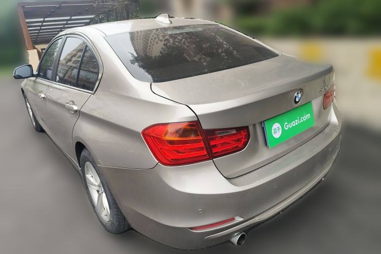 Used BMW 3 Series 2015 320i Luxury Line Stylish Edition
