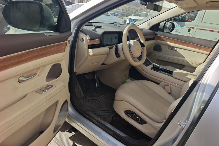 Used Hima AITO M7 2024 1.5T Intelligent Drive 4x4 Max Edition 6 Seats