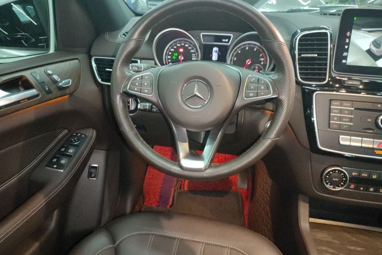 Used Mercedes-Benz GLE 2017 GLE 400 4MATIC
