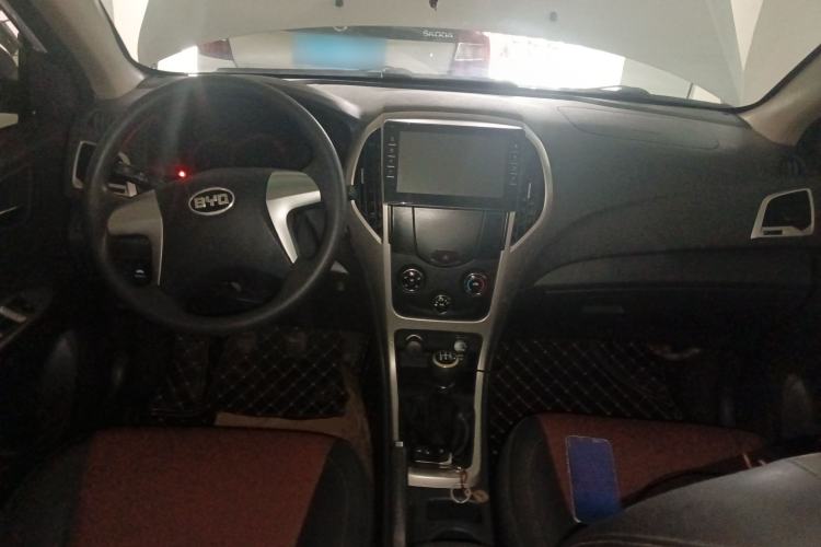 Used BYD F3 2015 Energy-Saving Edition 1.5L Manual Luxury Model
