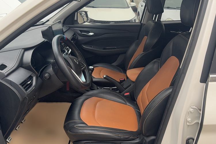 Used Wuling Hongguang S3 2018 1.5T Manual Comfort Model China V Standard
