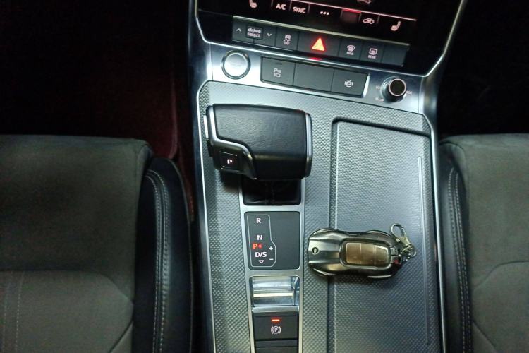 Used Audi A6L 2019 40 TFSI Luxury Dynamic Model
