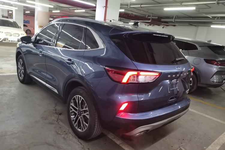 Used Ford Escape 2020 EcoBoost 245 Two-Wheel-Drive Titanium Edition
