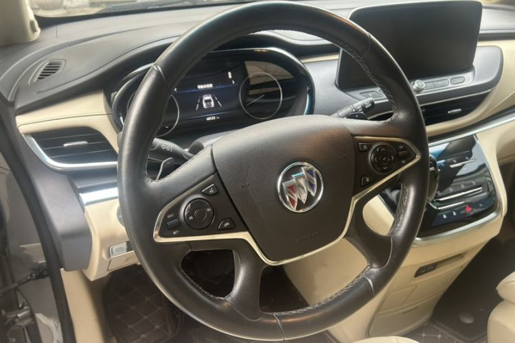 Used Buick GL8 2023 Land Executive Class 652T Luxury Model
