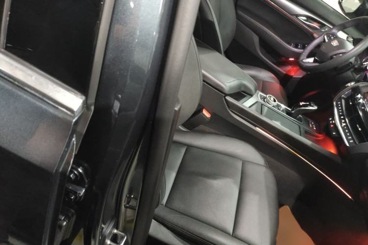 Used Cadillac CT5 2021 28T Luxury Version
