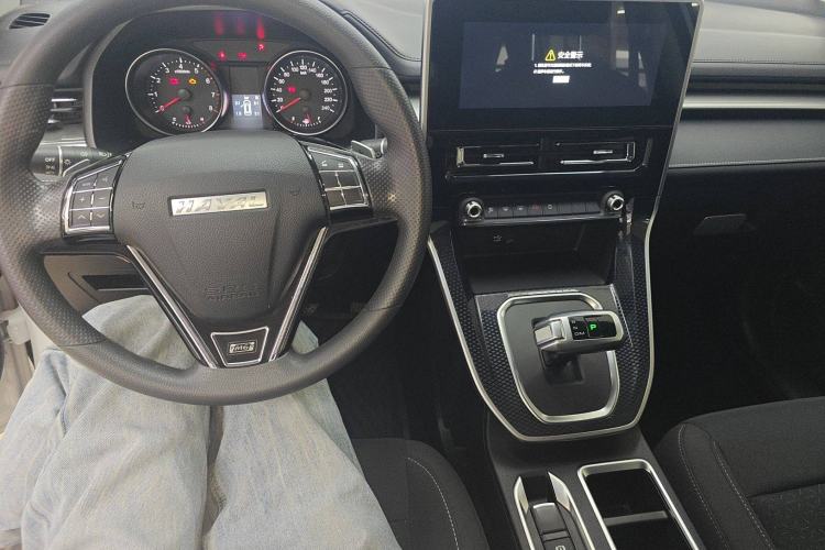 Used Haval M6 2021 PLUS 1.5T DCT Elite Smart Connectivity Model
