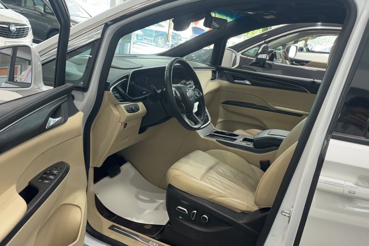 Used Buick GL8 2022 ES Landtrek 653T Flagship Model