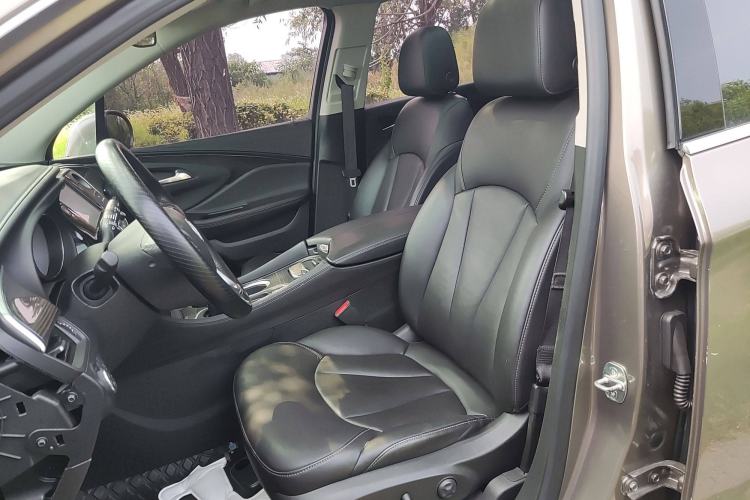 Used Buick Envision 2018 20T Two-Wheel-Drive Elite Model
