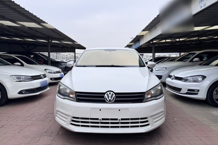 Used Volkswagen Jetta 2015 Value Edition 1.6L Manual Fashionable Style
