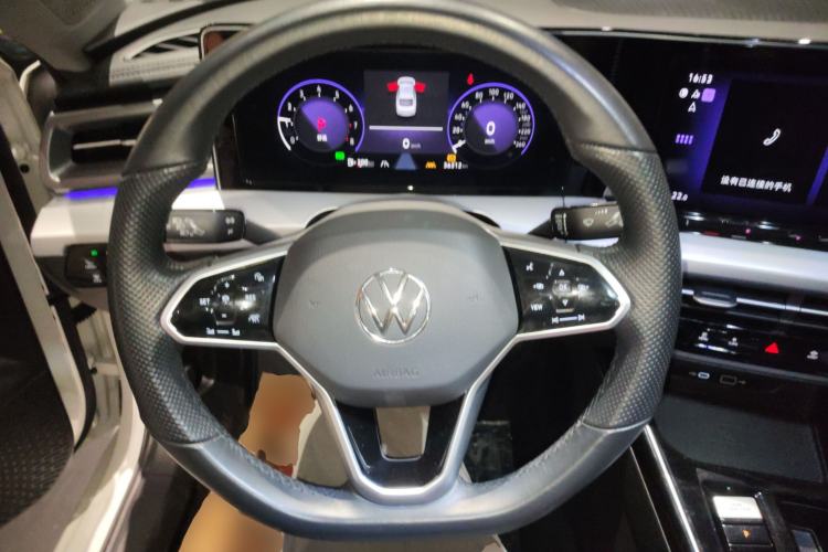 Used Volkswagen Lamando 2022 Lavida L 280TSI DSG Cool & Spicy Edition
