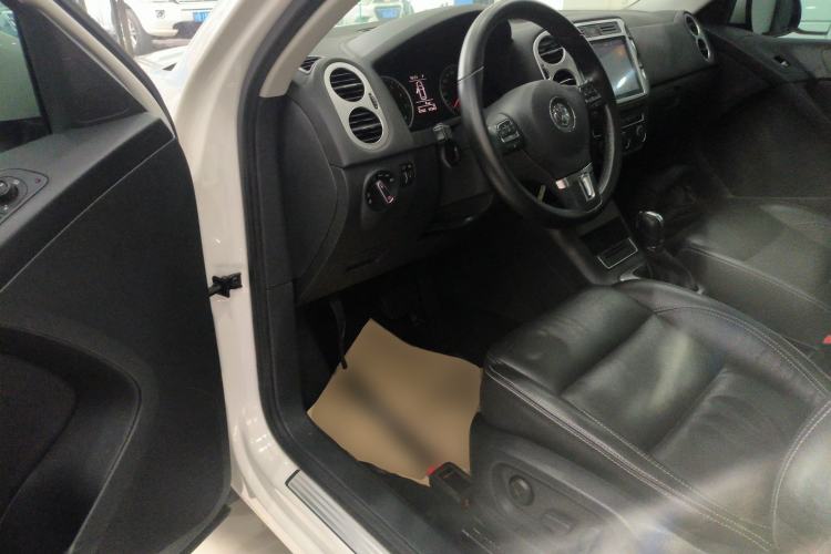 Used Volkswagen Tiguan 2017 300TSI Automatic Two-Wheel Drive Silk Road Comfort Edition
