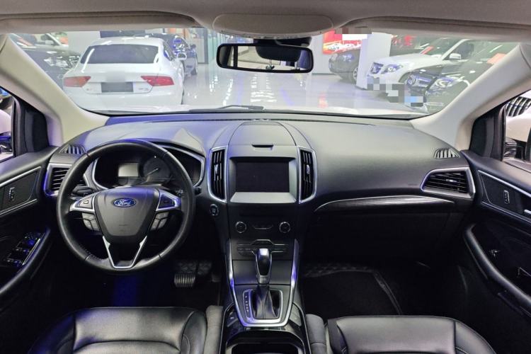 Used Ford Edge 2018 EcoBoost 245 Two-Wheel-Drive Titanium 7-Seater China VI Standard
