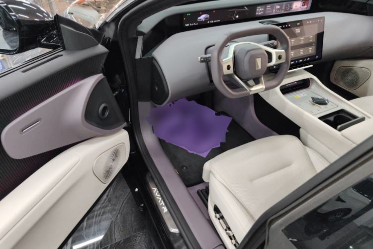 Used  12 2025 Ultra Extended-Range Edition
